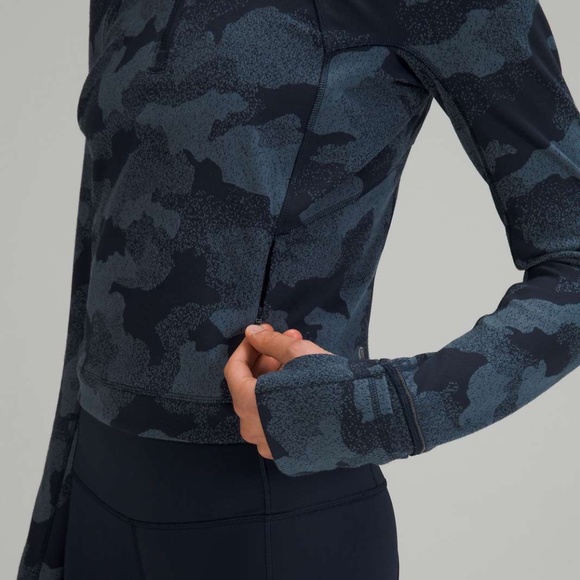 Lululemon Its Rulu Run Cropped Half-Zip - Size 8 - Picture 3 of 3